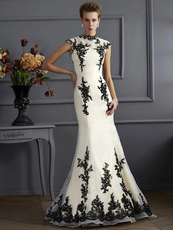 Trumpet/Mermaid High Neck Short Sleeves Applique Long Organza Mother of the Bride Dresses TPP0007095 Trumpet/Mermaid High Neck Short Sleeves Applique Long Organza Mother of the Bride Dresses TPP0007095