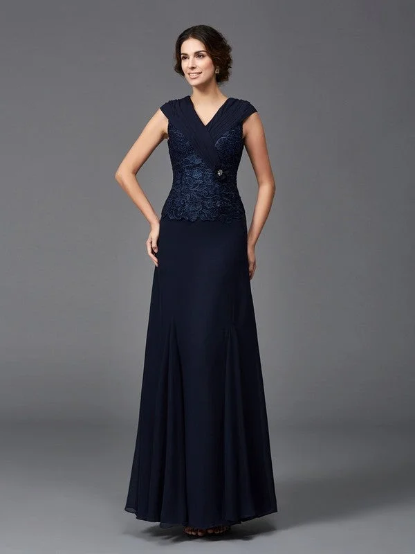 A-Line/Princess Straps Lace Sleeveless Long Chiffon Mother of the Bride Dresses TPP0007321 A-Line/Princess Straps Lace Sleeveless Long Chiffon Mother of the Bride Dresses TPP0007321