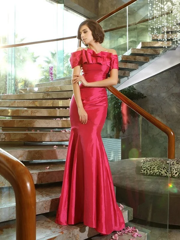 Trumpet/Mermaid Strapless Sleeveless Long Taffeta Mother of the Bride Dresses TPP0007292 Trumpet/Mermaid Strapless Sleeveless Long Taffeta Mother of the Bride Dresses TPP0007292