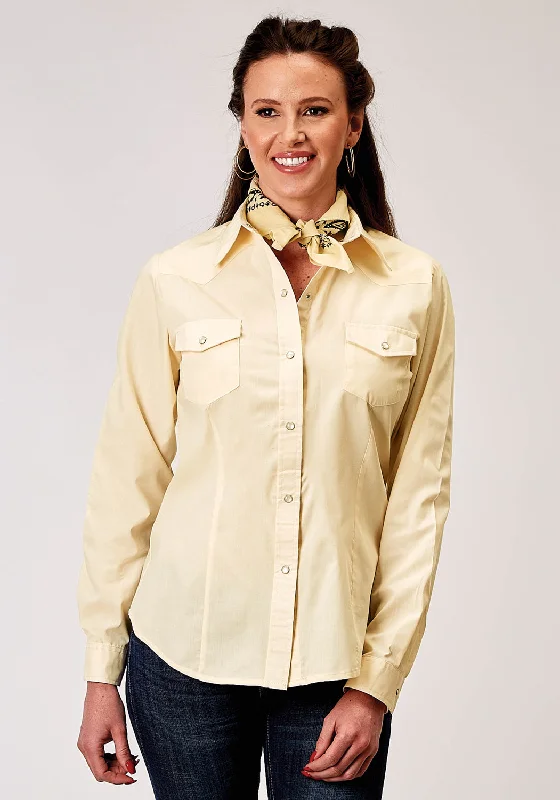 Roper Womens 1985 Solid Broadcloth Warm Ecru Cotton Blend L/S Shirt Relaxed Fit Short Blouse