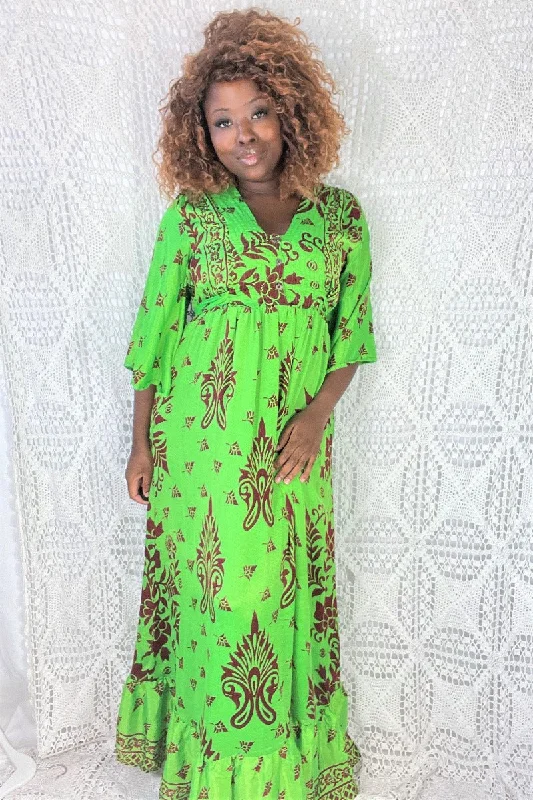 Lunar Maxi Dress - Vintage Indian Sari - Vibrant Lime & Auburn Motif - Free Size S/M Comfortable Plunging Neckline Maxi Dress Lunar Maxi Dress - Vintage Indian Sari - Vibrant Lime & Auburn Motif - Free Size S/M Comfortable Plunging Neckline Maxi Dress