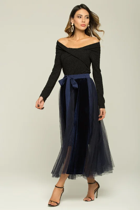 Black And Blue Boat Neck Top And Sheer Skirt With Belt Set cashmere skirt rich