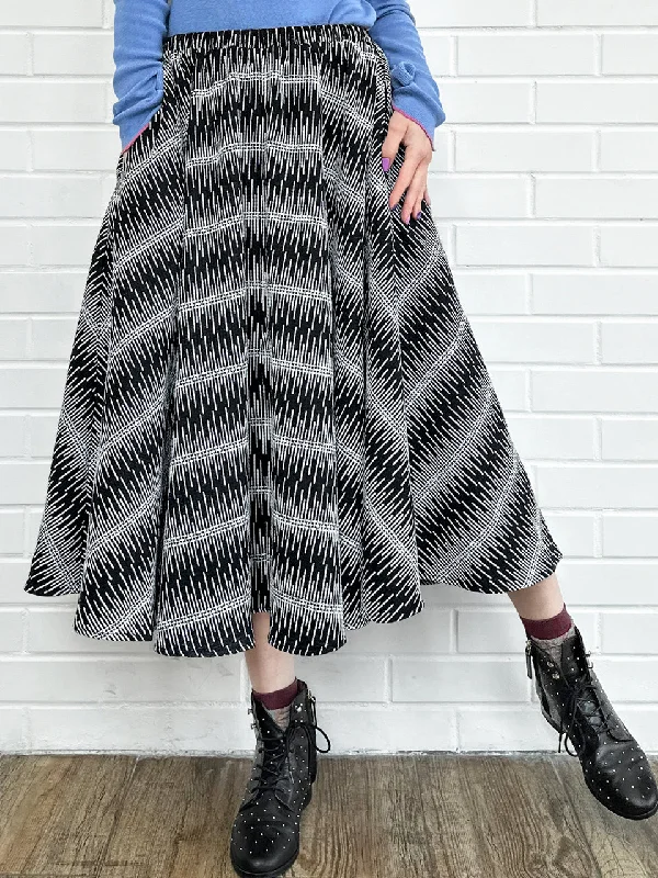 New Colour! Mono Textured Knitted Pattern Flowy Round Skirt floral skirt print